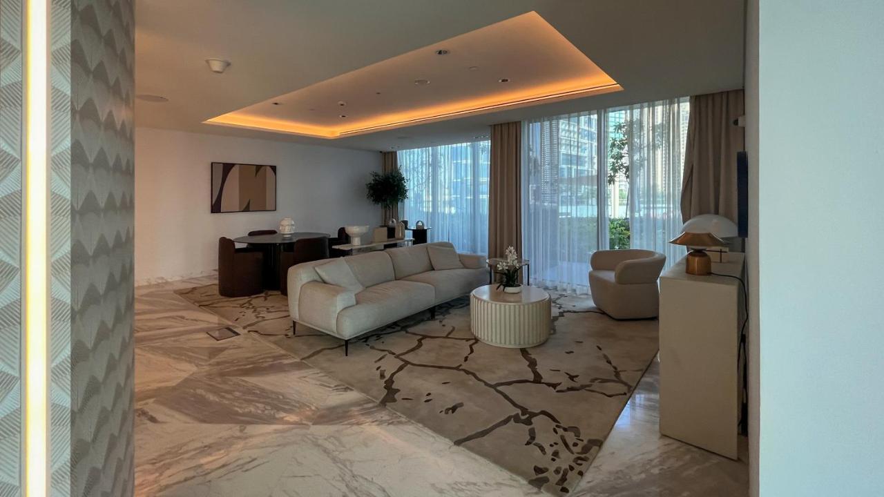 Waves Holiday Home - Waterfront Apartment With Breathtaking Sea Views 迪拜 外观 照片